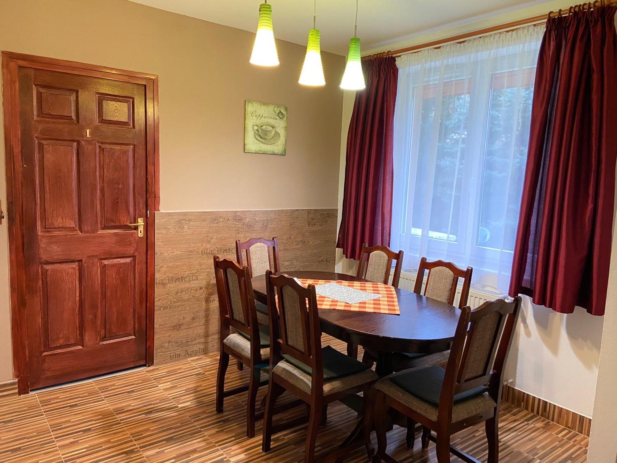 Vadrozsa Vendeghaz-Apartman Demjén Dış mekan fotoğraf